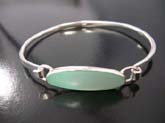 Sexy high quality 925 sterling silver  bangle bracelet with crafted emerald gemstone in oval shape