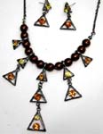 Wholesale Vintage jewelry, chain necklace with multi beads holding 