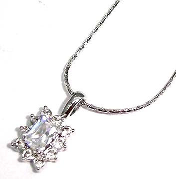 Wholesale jewelry trend, fashion chain necklace with multi cz embedded pendant 