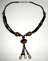 Wholesale fashion jewelry catalog, triple beaded string necklace with bead pendant dangle
