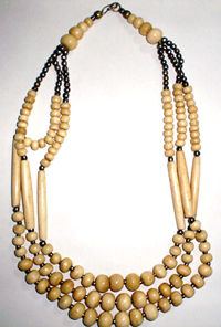 Wholesale jewelry finding, triple wooden beaded string necklace 