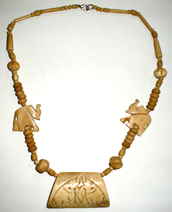 Antique jewelry manufacturer, beaded necklace with elephant pendant decor 
