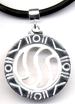 Collecting costume jewelry, wave line central design fashion pendant with marks decor