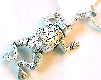 Wholesale hip hop jewelry, a jumping frog design in sterling silver pendant