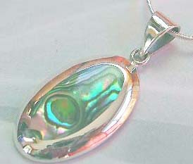 Wholesale sterling silver seashell jewelry, an oval shape seashell pendant in sterling silver