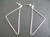 Genius Thailand made 925 sterling silver studs earring with obtuse triangle shape design