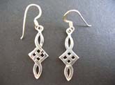Bow tie-like celtic Thailand made 925 sterling silver fish hook earring