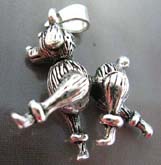 Little dog design sterling silver pendant with head, legs and tail movable